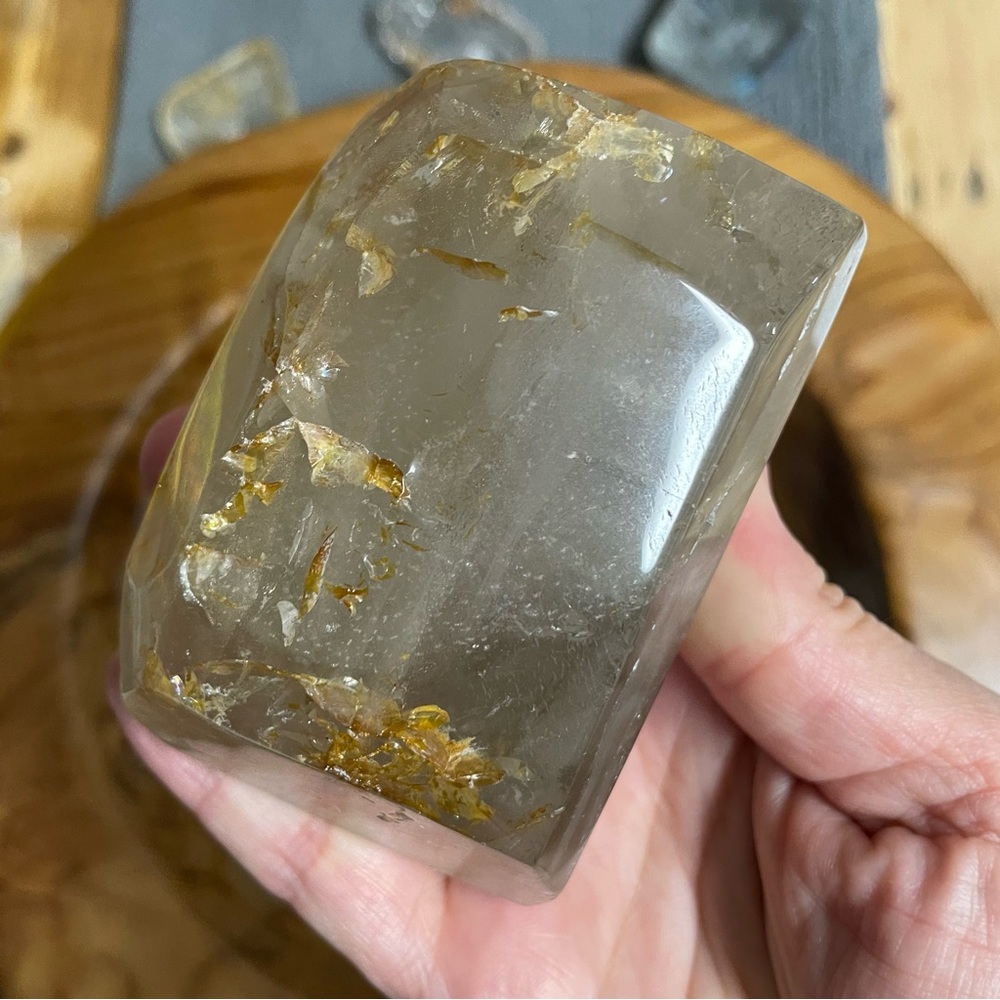 Large stunning smoky quartz golden healer polished Crystal Freeform decor - Picture 8 of 9